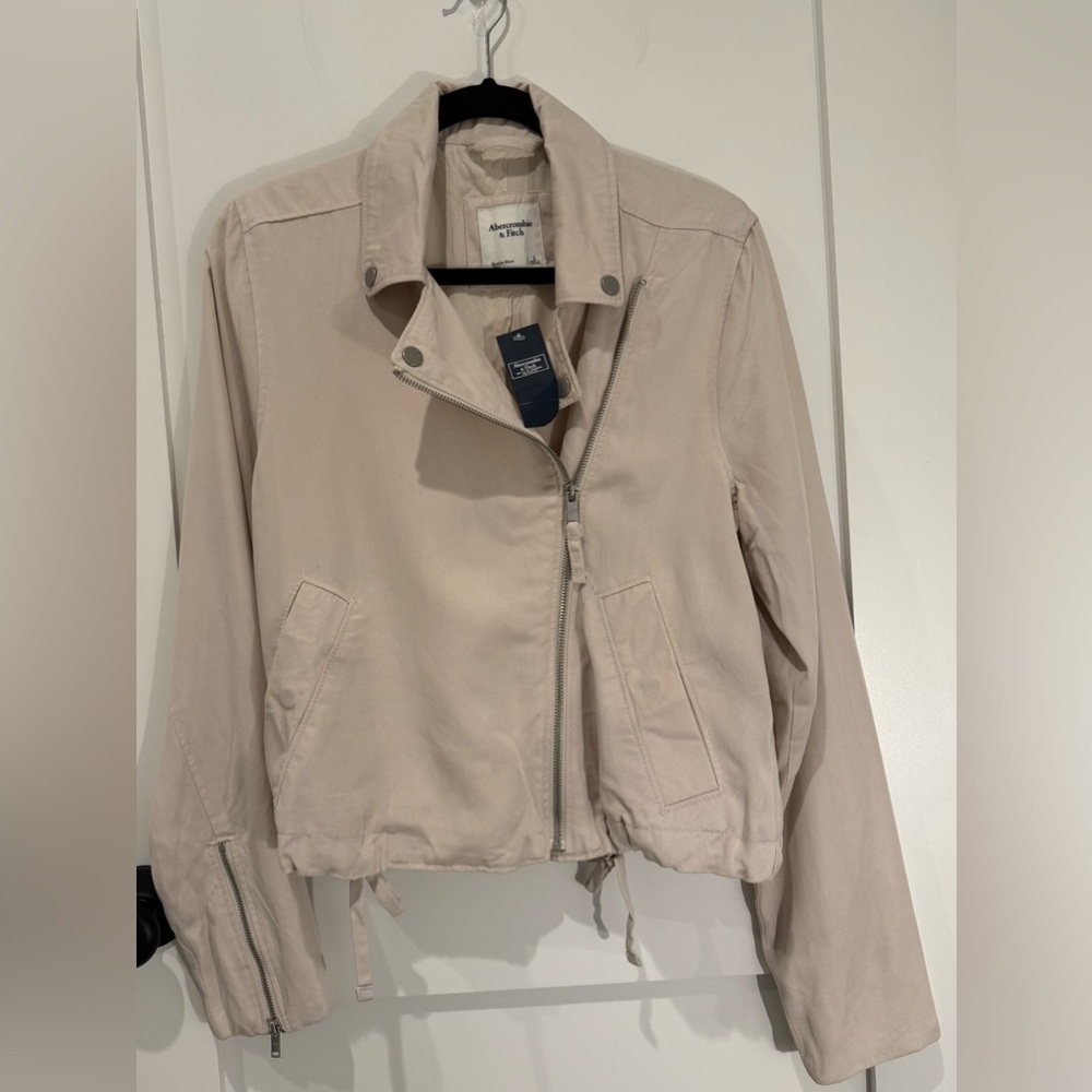 NWT Abercrombie & Fitch Drapey Moto Jacket Khaki Beige Size Large Cinched Waist